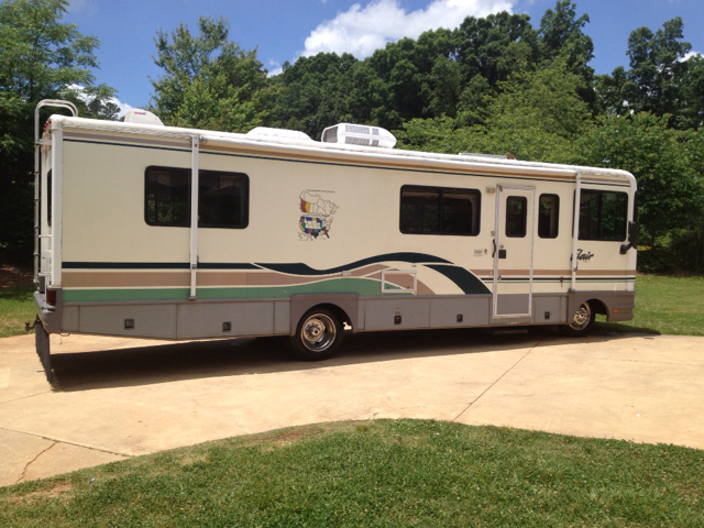 Chevrolet P30 1997 photo 37