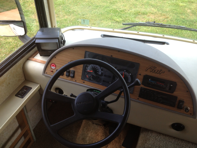 Chevrolet P30 1997 photo 42