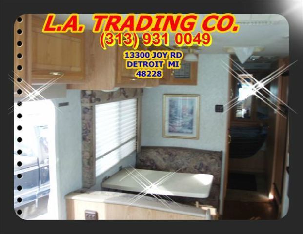 Chevrolet P30 1999 photo 1