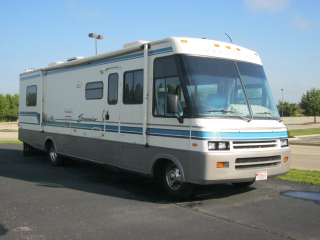 Chevrolet P30 Itasca 1993 photo 1