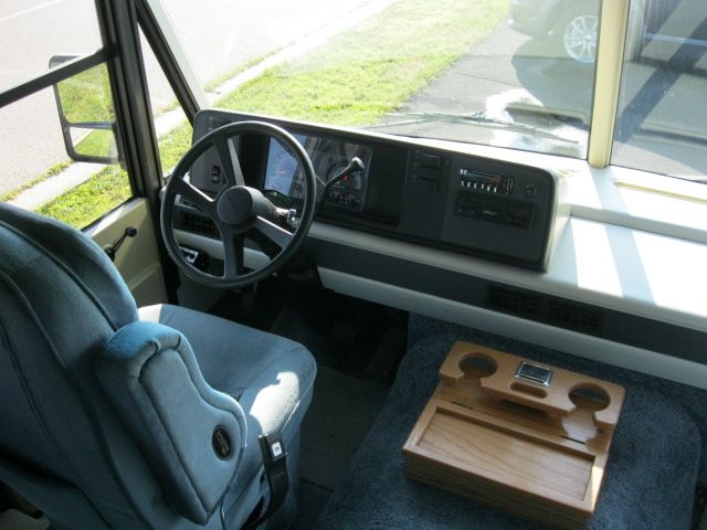 Chevrolet P30 Itasca 1993 photo 3