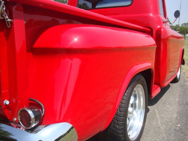 Chevrolet Pickup 1955 photo 2