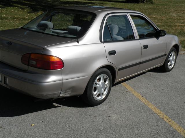 Chevrolet Prizm 1998 photo 2