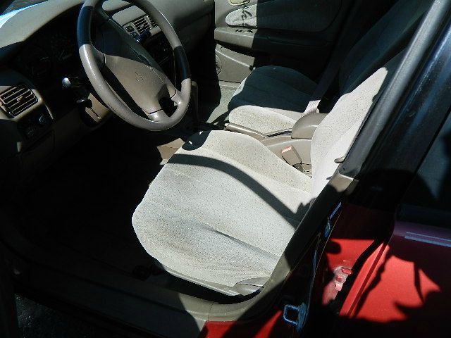 Chevrolet Prizm 1998 photo 4