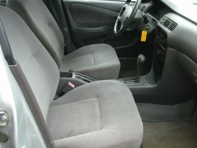 Chevrolet Prizm 1999 photo 3