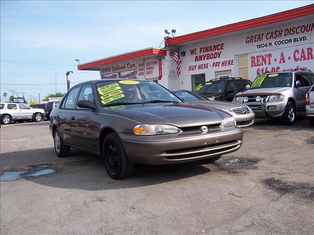 Chevrolet Prizm 1999 photo 3