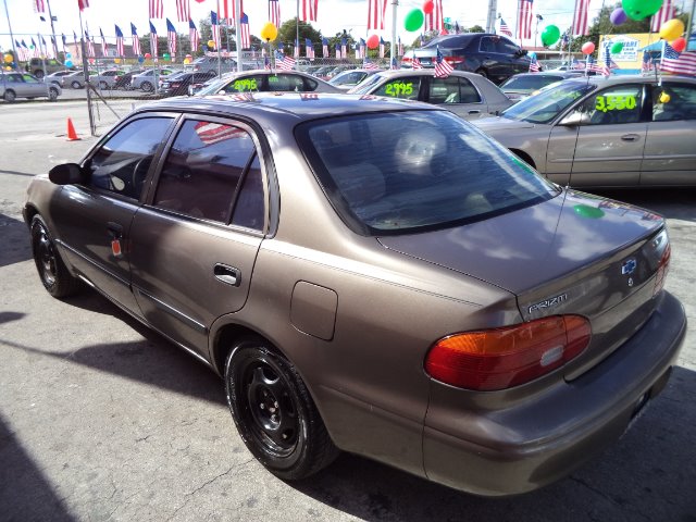 Chevrolet Prizm 1999 photo 4