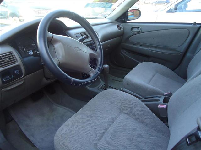 Chevrolet Prizm 1999 photo 2