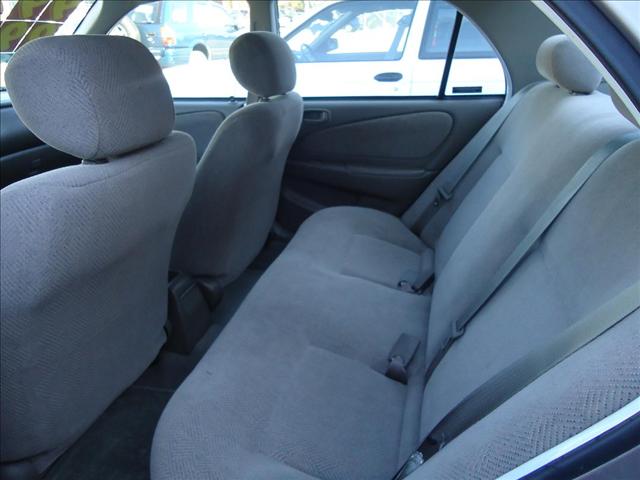 Chevrolet Prizm 1999 photo 4