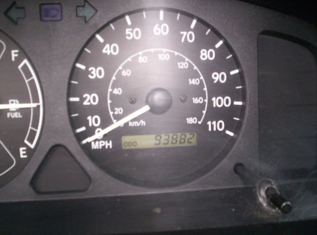 Chevrolet Prizm 1999 photo 3