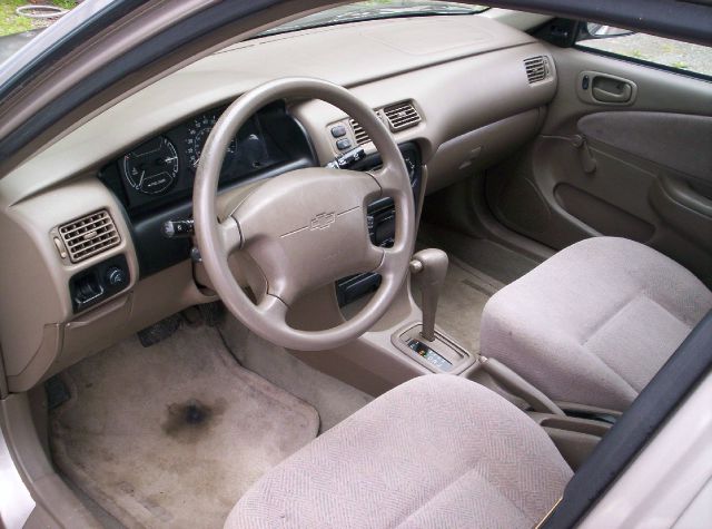 Chevrolet Prizm 1999 photo 5