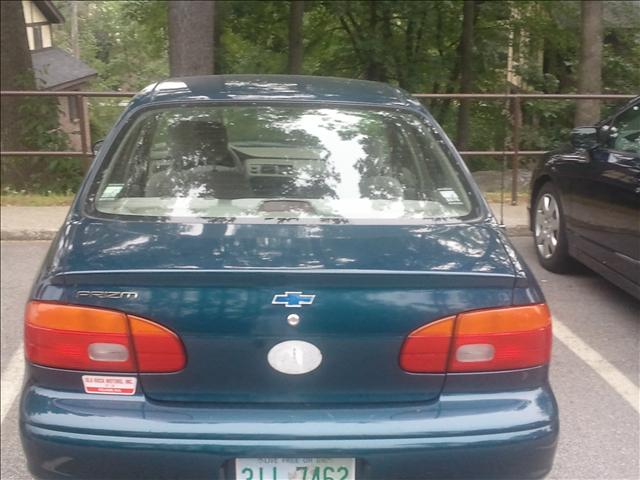 Chevrolet Prizm 1999 photo 4