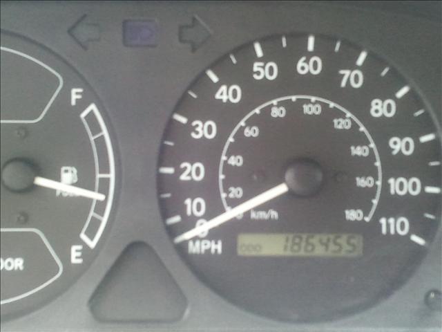 Chevrolet Prizm 1999 photo 1