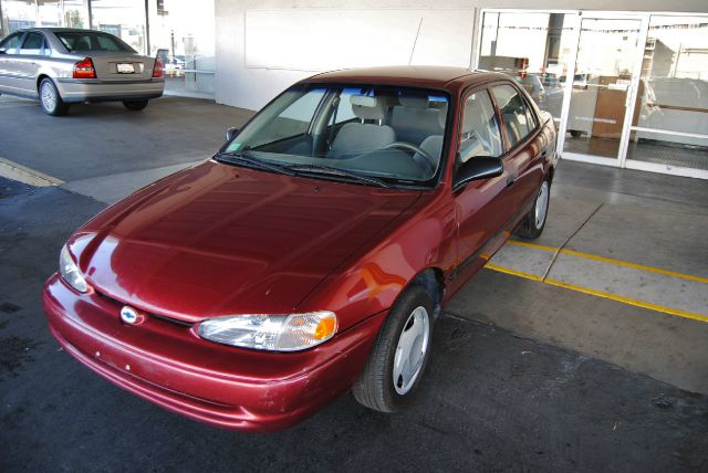 Chevrolet Prizm 1999 photo 1
