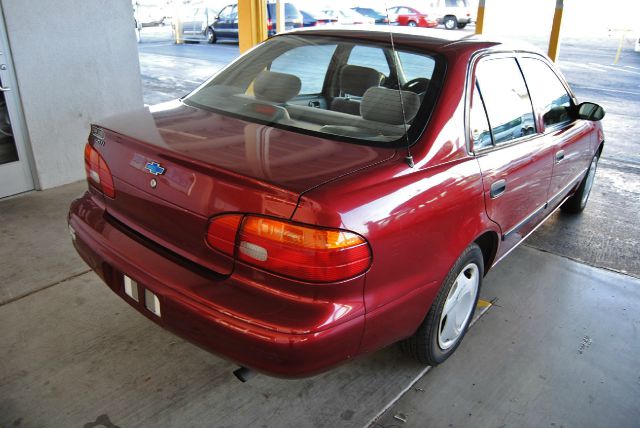 Chevrolet Prizm 1999 photo 4