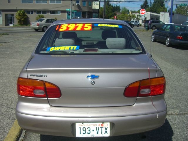 Chevrolet Prizm 2000 photo 11