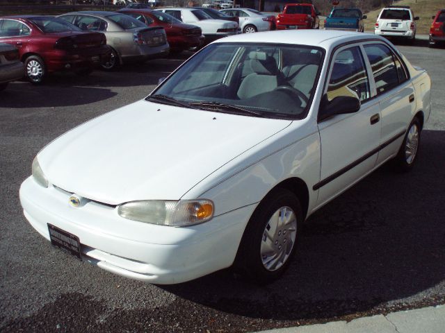 Chevrolet Prizm 2000 photo 4