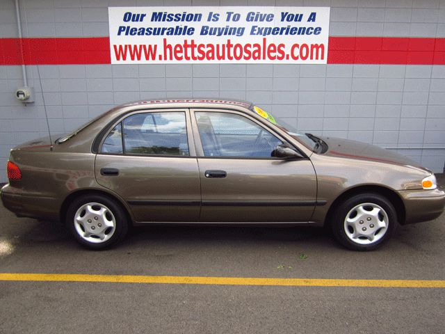 Chevrolet Prizm 2000 photo 3