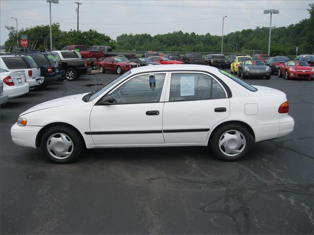 Chevrolet Prizm 4dr 114 Inch WB 4.0L Eddie Bauer 4WD 4x4 SUV Sedan