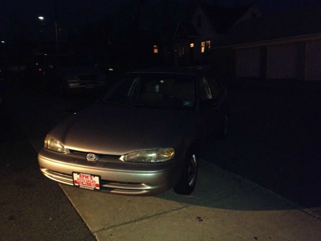 Chevrolet Prizm 2001 photo 4