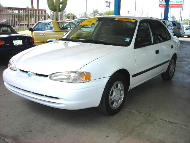 Chevrolet Prizm 2001 photo 2