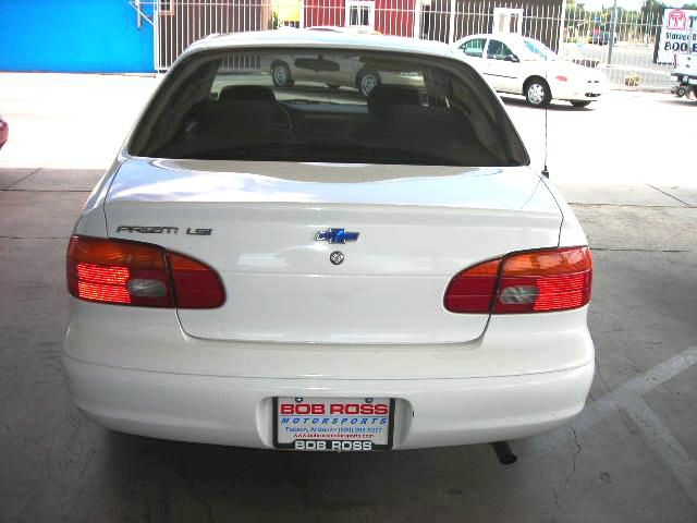 Chevrolet Prizm 2001 photo 4