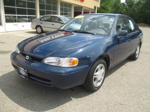 Chevrolet Prizm 2001 photo 3