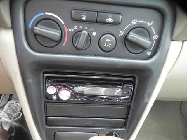 Chevrolet Prizm 2001 photo 2