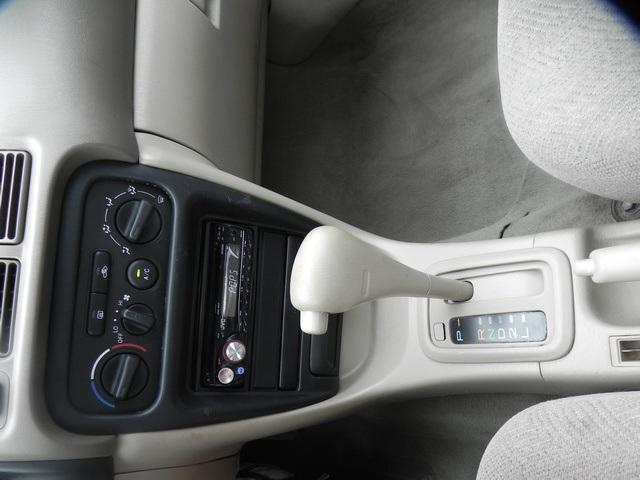 Chevrolet Prizm 2001 photo 3