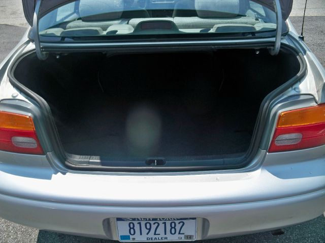 Chevrolet Prizm 2002 photo 2
