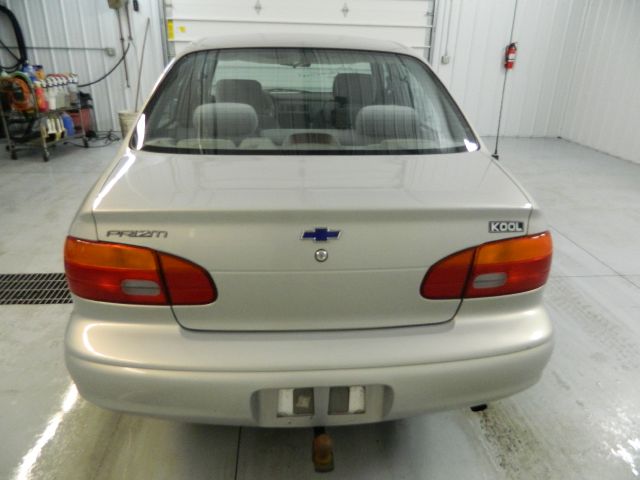 Chevrolet Prizm 2002 photo 0