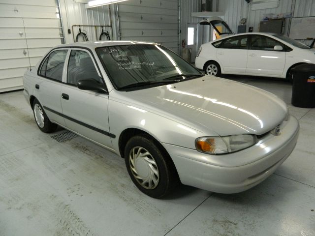 Chevrolet Prizm 2002 photo 2