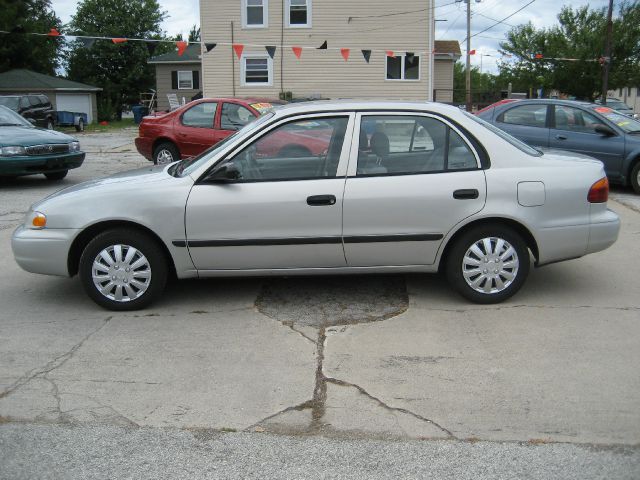 Chevrolet Prizm 2002 photo 0