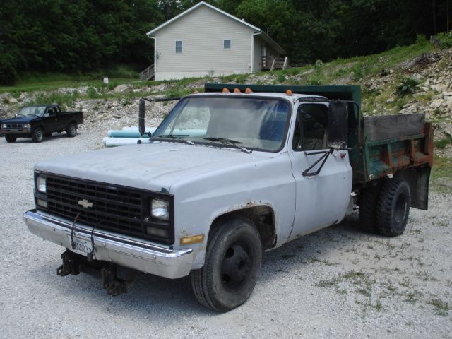 Chevrolet R3500 1989 photo 4