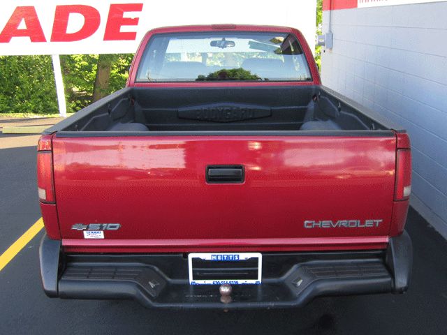 Chevrolet S-10 1997 photo 3
