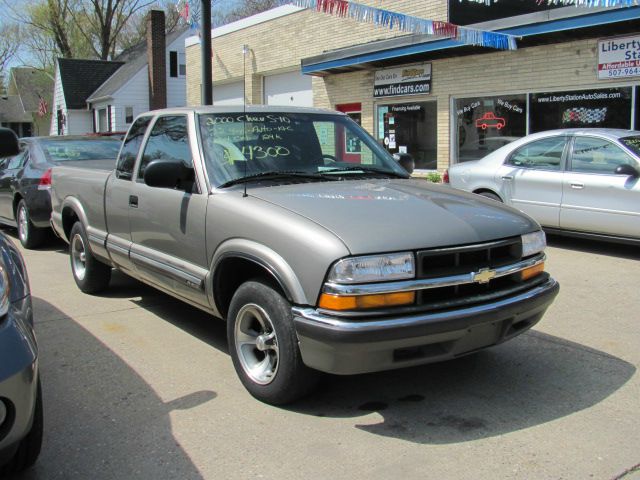 Chevrolet S-10 2000 photo 3