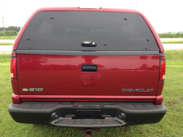 Chevrolet S-10 2000 photo 3