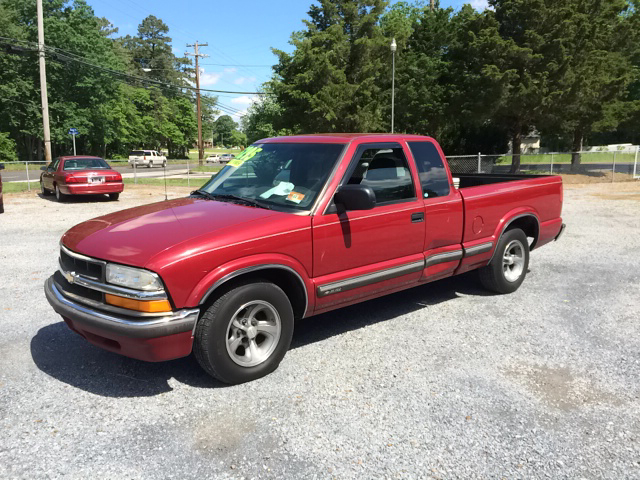 Chevrolet S-10 2001 photo 2