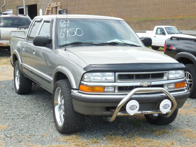 Chevrolet S-10 2002 photo 1
