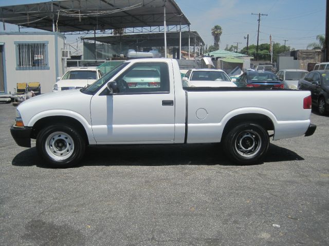 Chevrolet S-10 2003 photo 0