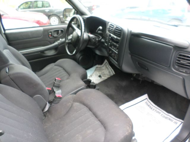 Chevrolet S-10 2003 photo 1