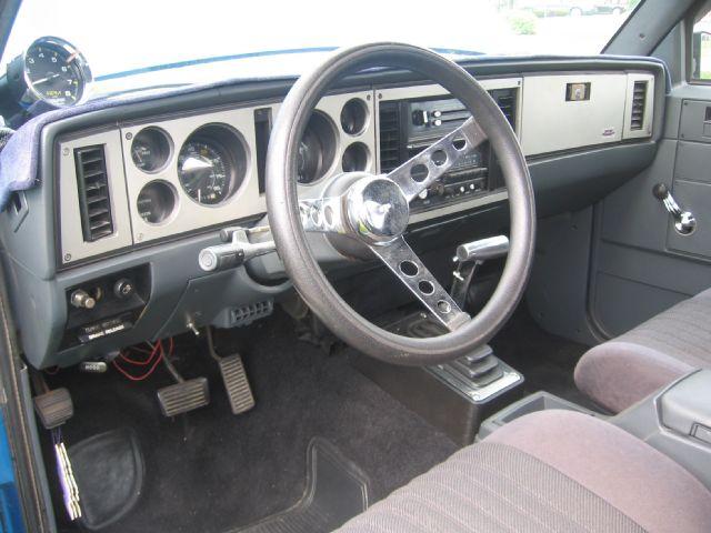 Chevrolet S10 1982 photo 2