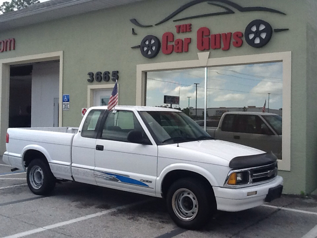 Chevrolet S10 1994 photo 2
