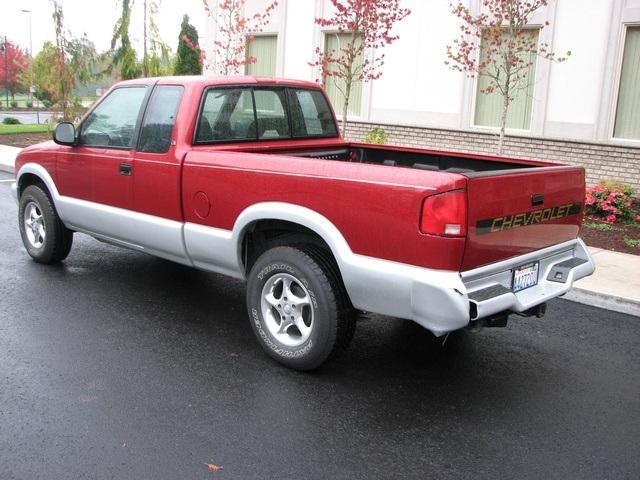 Chevrolet S10 1994 photo 2