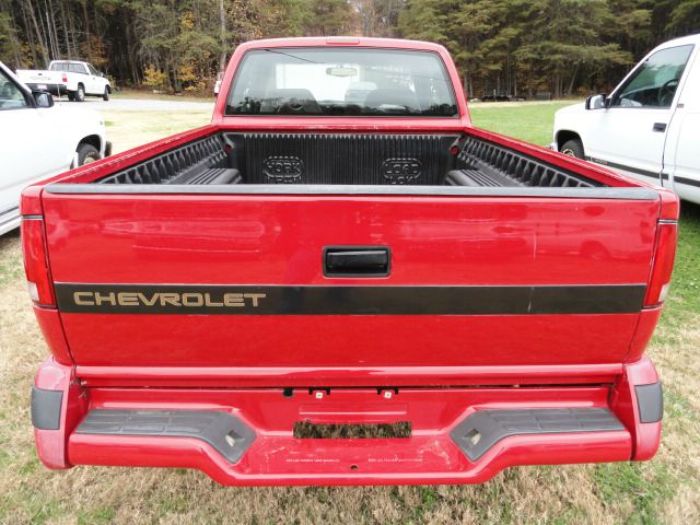 Chevrolet S10 1995 photo 2