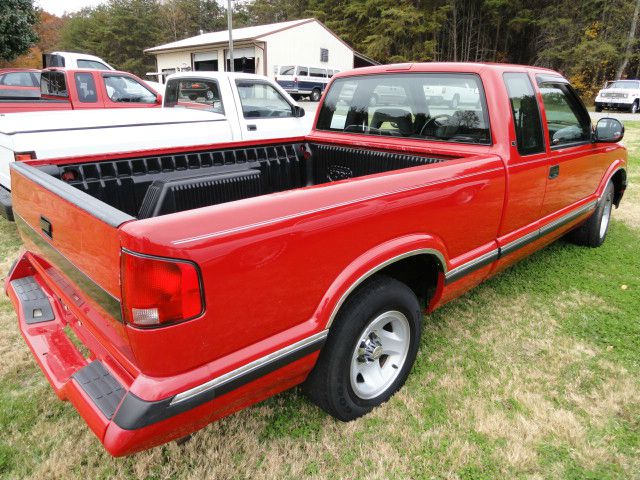 Chevrolet S10 1995 photo 4