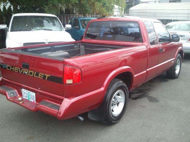 Chevrolet S10 1995 photo 2