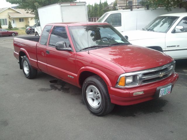 Chevrolet S10 1995 photo 3