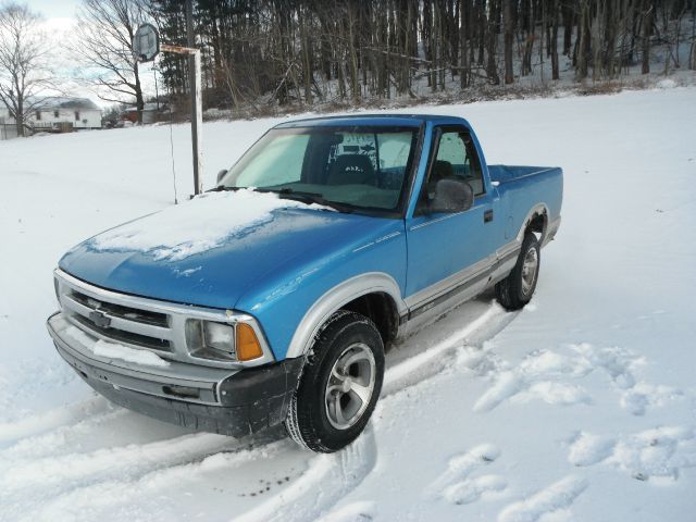 Chevrolet S10 1995 photo 4