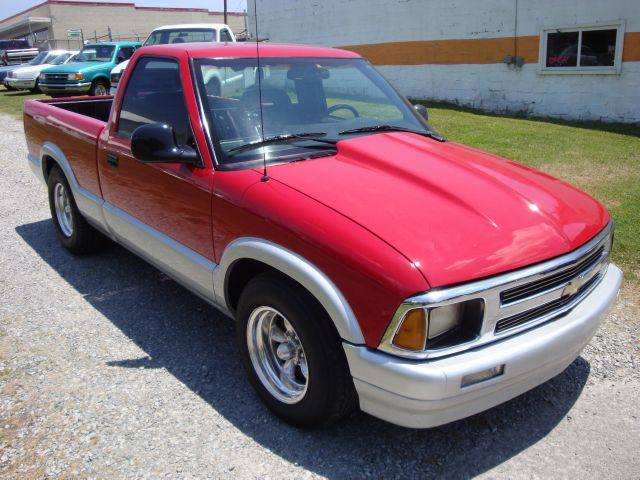 Chevrolet S10 1995 photo 18